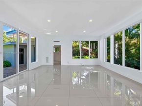 1017 NE 95th St, Miami Shores FL 33138