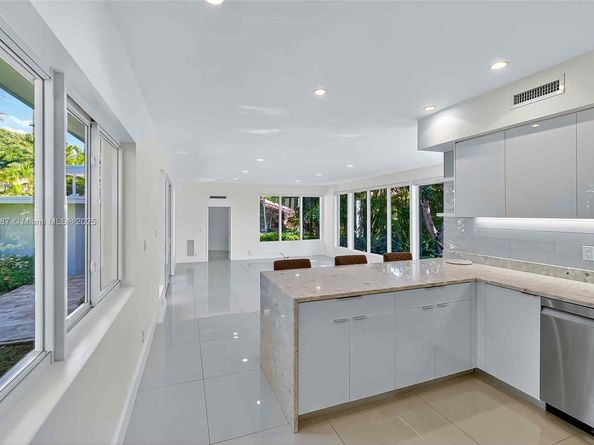 1017 NE 95th St, Miami Shores FL 33138