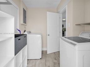 4851 NE 13th Ave, Oakland Park FL 33334