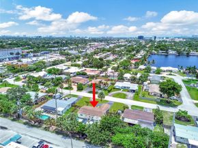 4851 NE 13th Ave, Oakland Park FL 33334