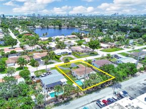 4851 NE 13th Ave, Oakland Park FL 33334