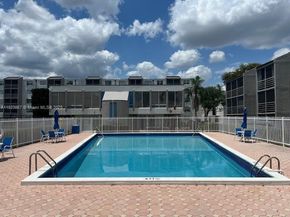14165 SW 87th St D202, Miami FL 33183