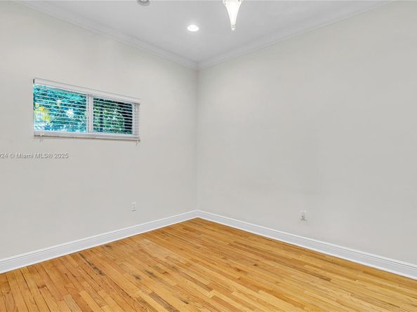 911 Mariana Ave, Coral Gables FL 33134