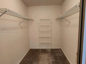 200 SW 95th Ter 200, Pembroke Pines FL 33025