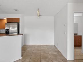 3390 N Pinewalk Dr N 1026, Margate FL 33063