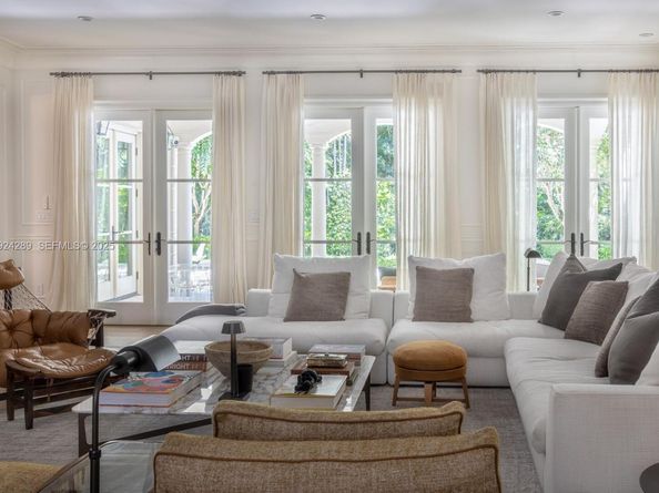 155 San Souci Dr, Coral Gables FL 33133