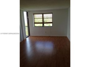 20860 San Simeon Way 4076, Miami FL 33179