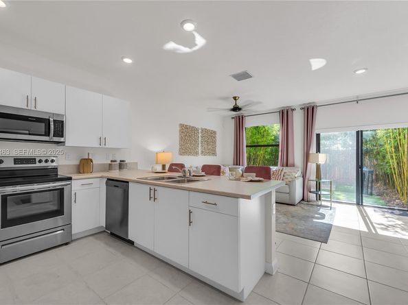 12976 SW 233rd Ter, Homestead FL 33032