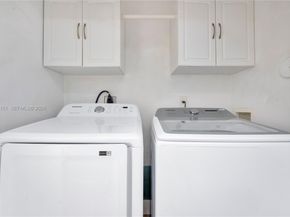 16922 SW 35th St, Miramar FL 33027