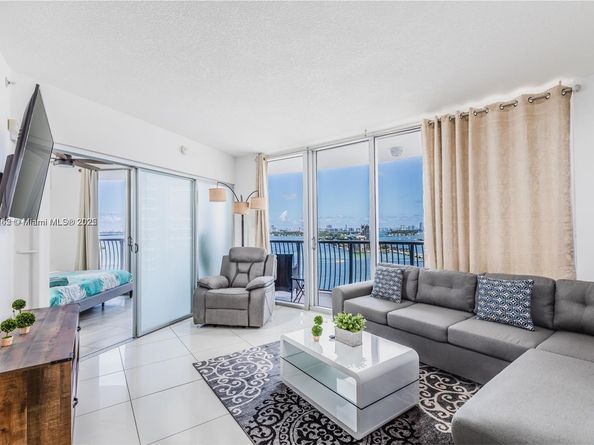 1750 N Bayshore Dr 2402, Miami FL 33132