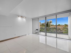2950 NE 188th St 302, Aventura FL 33180