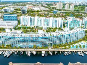 2950 NE 188th St 302, Aventura FL 33180
