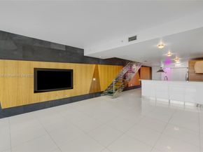 2950 NE 188th St 302, Aventura FL 33180