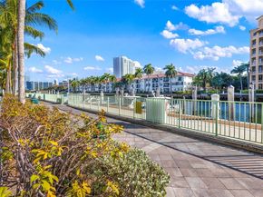 2950 NE 188th St 302, Aventura FL 33180