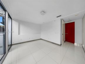 2950 NE 188th St 302, Aventura FL 33180