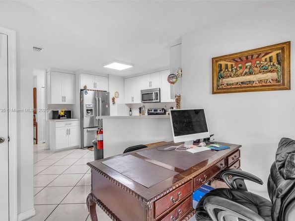 18536 NW 56th Pl, Miami Gardens FL 33055