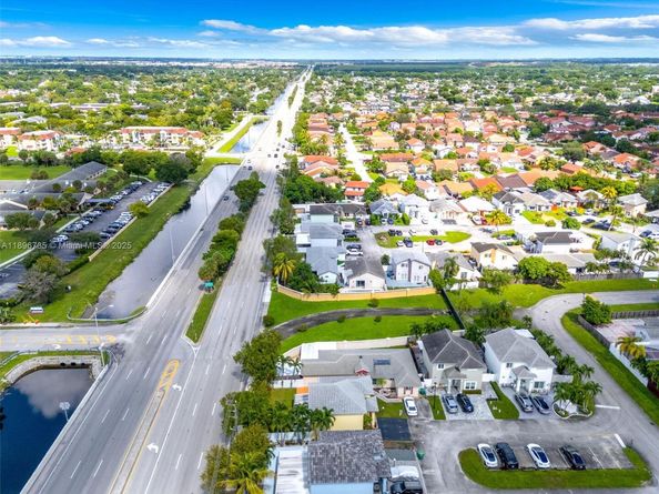 18536 NW 56th Pl, Miami Gardens FL 33055