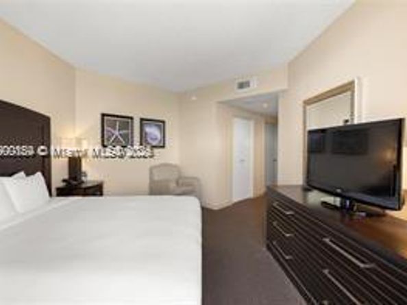 17375 Collins Ave 2508, Sunny Isles Beach FL 33160