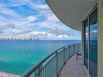 17375 Collins Ave