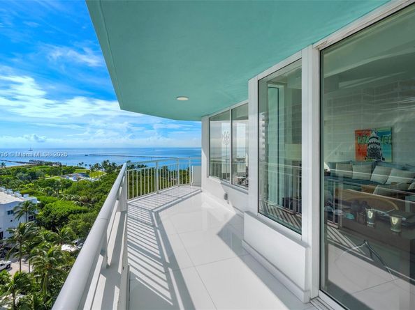 400 S Pointe Dr 1104, Miami Beach FL 33139