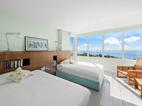400 S Pointe Dr 1104, Miami Beach FL 33139