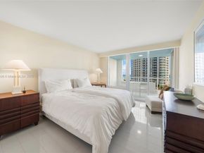 400 S Pointe Dr 1104, Miami Beach FL 33139