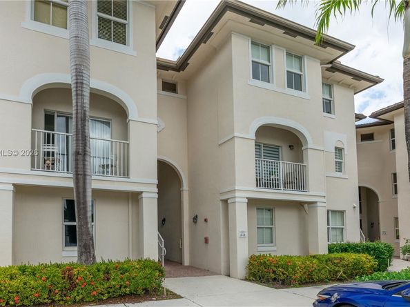 11605 NW 89th St 108, Doral FL 33178