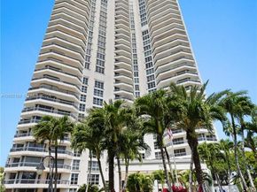 3500 Mystic Pointe Dr 1403, Aventura FL 33180