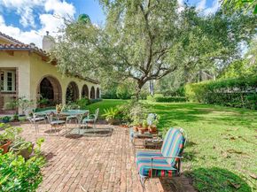 5905 N Bay Rd, Miami Beach FL 33140