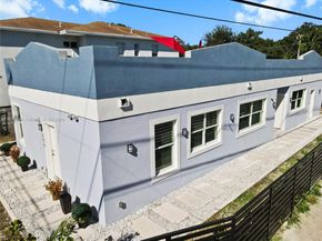 305 NW 58th St, Miami FL 33127