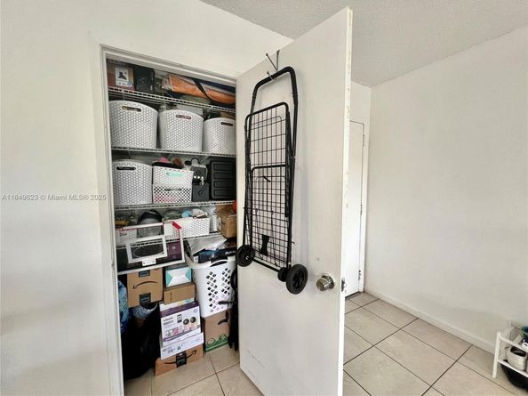 9120 Fontainebleau Blvd 404, Miami FL 33172