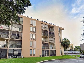 9120 Fontainebleau Blvd