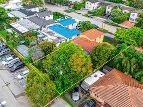 3340 SW 7th St, Miami FL 33135