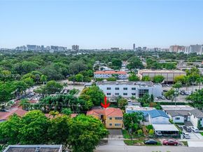 3340 SW 7th St, Miami FL 33135