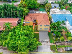 3340 SW 7th St, Miami FL 33135