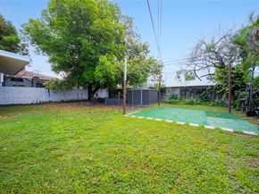 3340 SW 7th St, Miami FL 33135