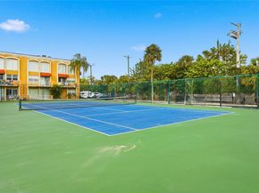 17911 NW 68th Ave P207, Hialeah FL 33015