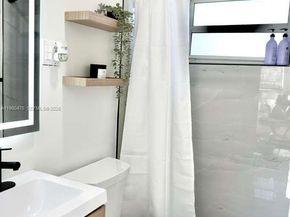 1213 NW 6th Ave, Fort Lauderdale FL 33311