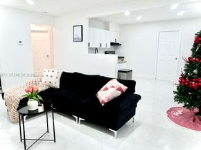 1213 NW 6th Ave, Fort Lauderdale FL 33311