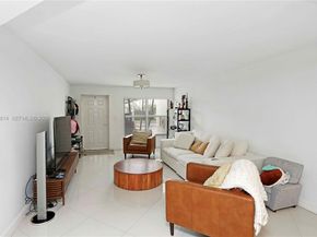 10921 NW 88th Ter 1303, Doral FL 33178