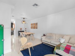 2196 NE 167th St 1114, North Miami Beach FL 33162