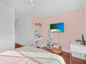 2196 NE 167th St 1114, North Miami Beach FL 33162