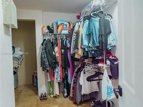 1861 SE 19th AVE, Homestead FL 33035