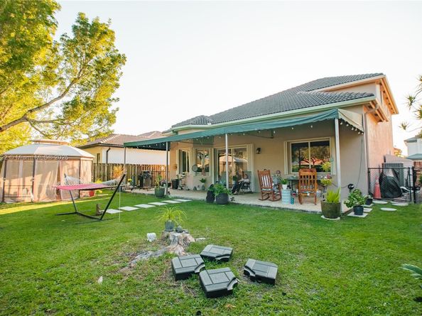 1861 SE 19th AVE, Homestead FL 33035