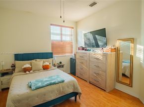 1861 SE 19th AVE, Homestead FL 33035