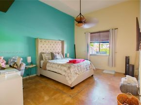1861 SE 19th AVE, Homestead FL 33035