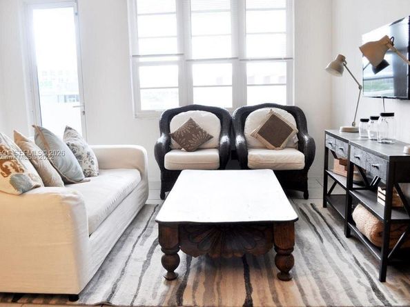 100 Lincoln Rd 522, Miami Beach FL 33139