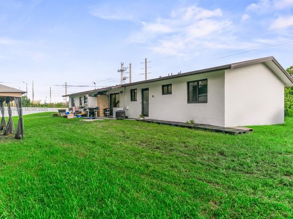 14501 NE 14th Ave, Miami FL 33161