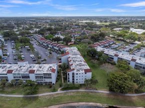14773 Cumberland Dr 208, Delray Beach FL 33446