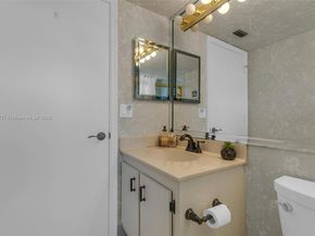 14773 Cumberland Dr 208, Delray Beach FL 33446